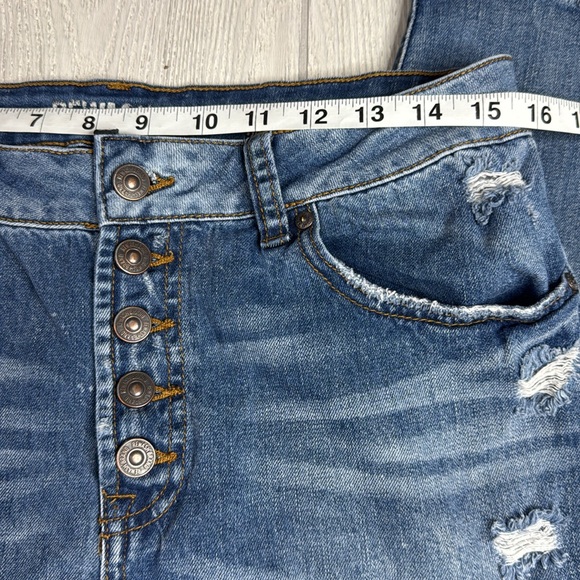 Rewash, front button jeans size 13/31 distressed - Picture 4 of 8